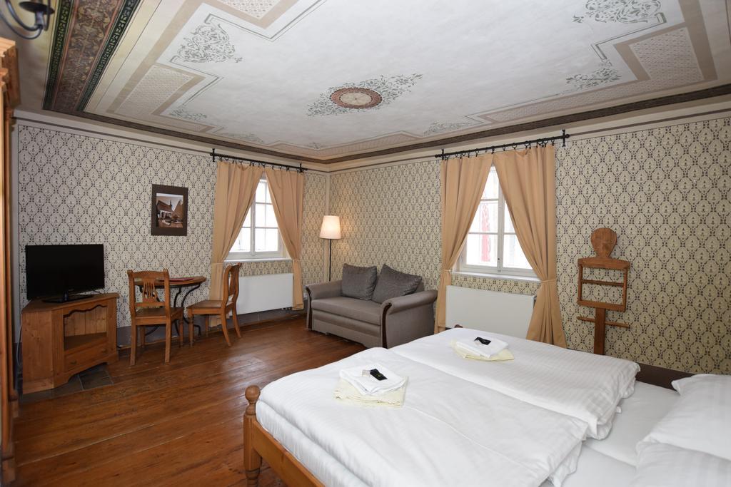 Pension Zamecka Apartma - Castle Apartments Cesky Krumlov Exterior photo