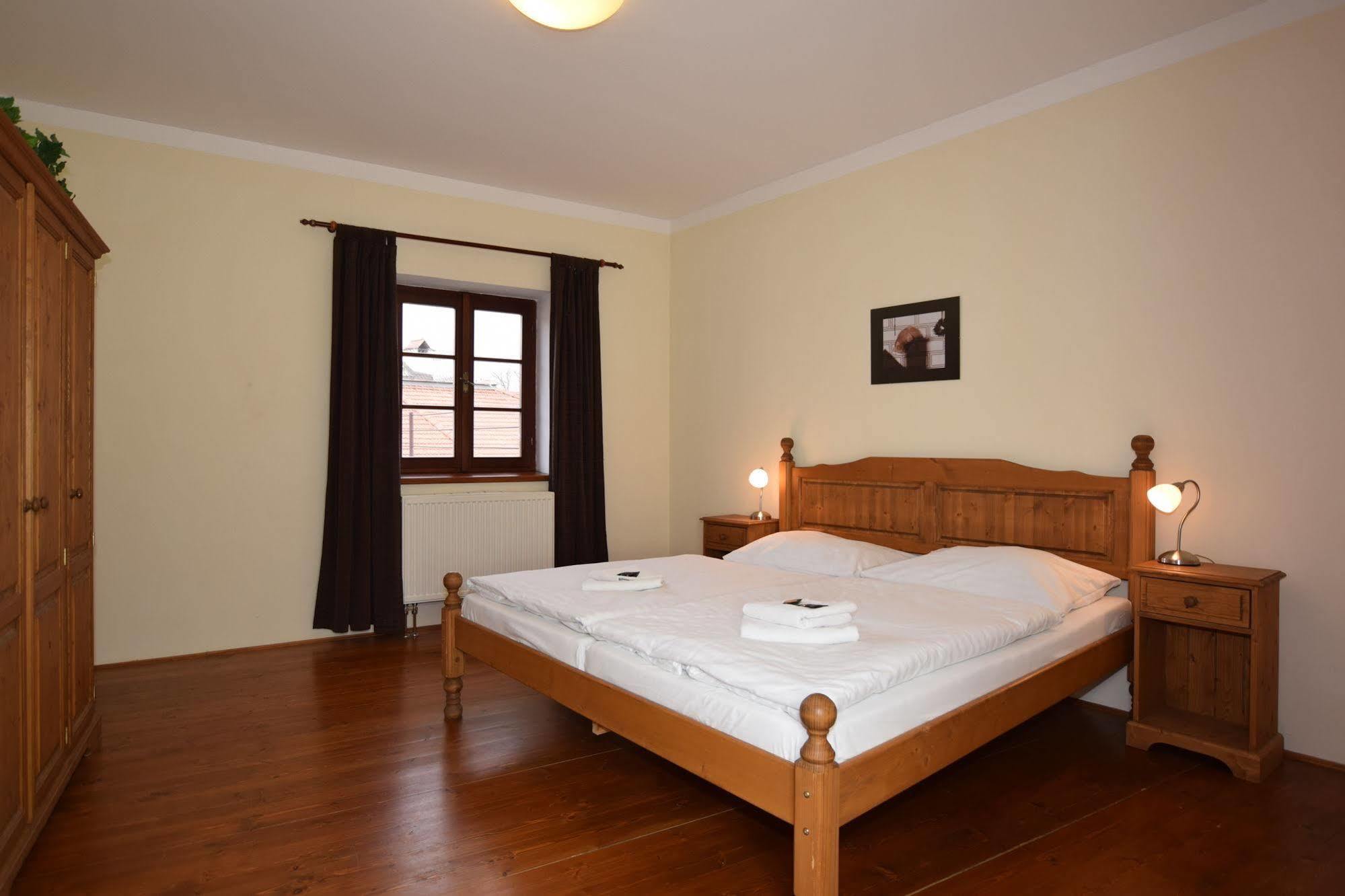 Pension Zamecka Apartma - Castle Apartments Cesky Krumlov Exterior photo